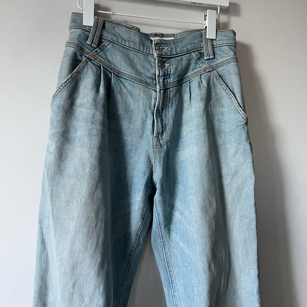 MOTHER SUPERIOR The Pleated High Waisted Jean 29 - Picture 6 of 13